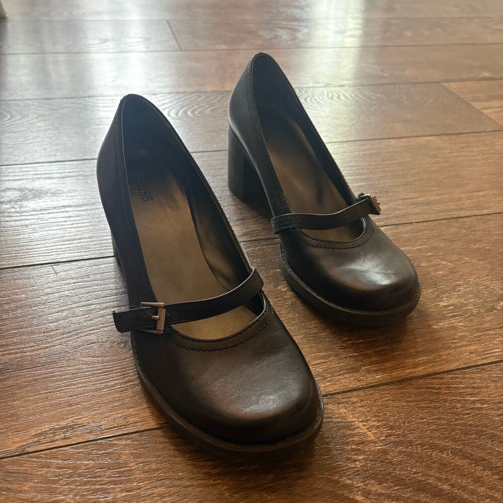 Bass Mary Janes Neptune Black Leather 90s y2K Heels Strappy Women's Shoes Sz 7 M